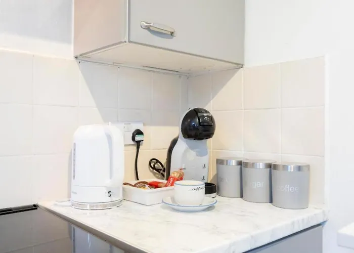 Elegant 3br Sleeps 7 Crew Friendly