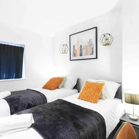 Appartement Bright 3 Bedroom Close To Centre Parking